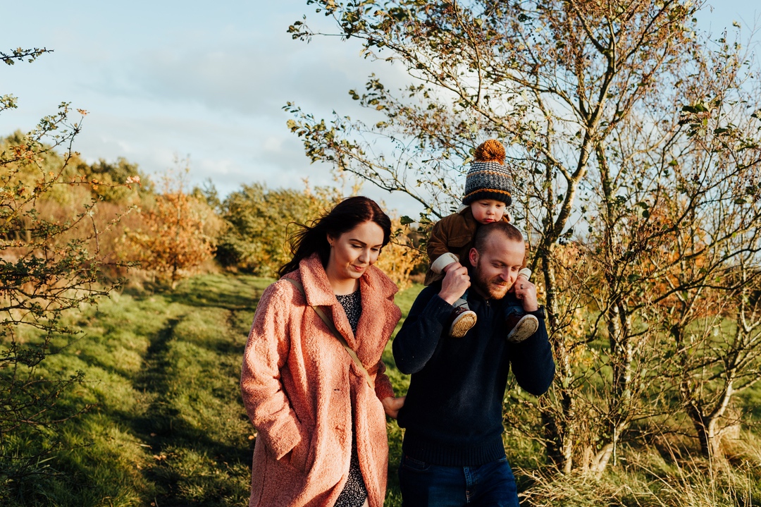 example of what to wear on your family photoshoot
