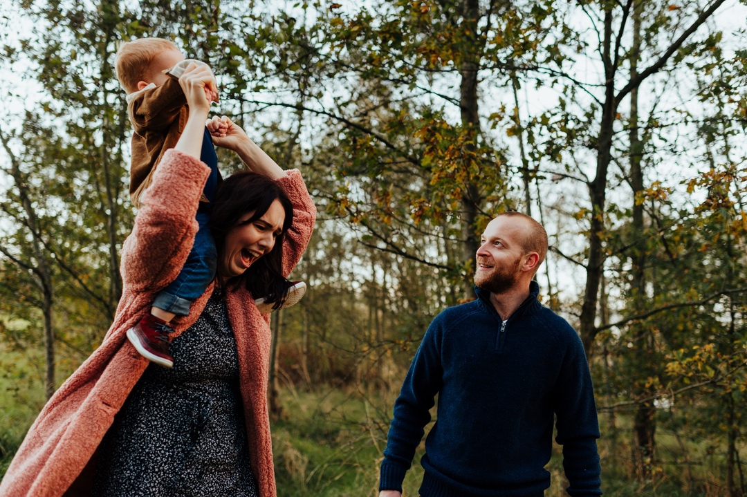 Derbyshire Family Photoshoot at Manor Floods