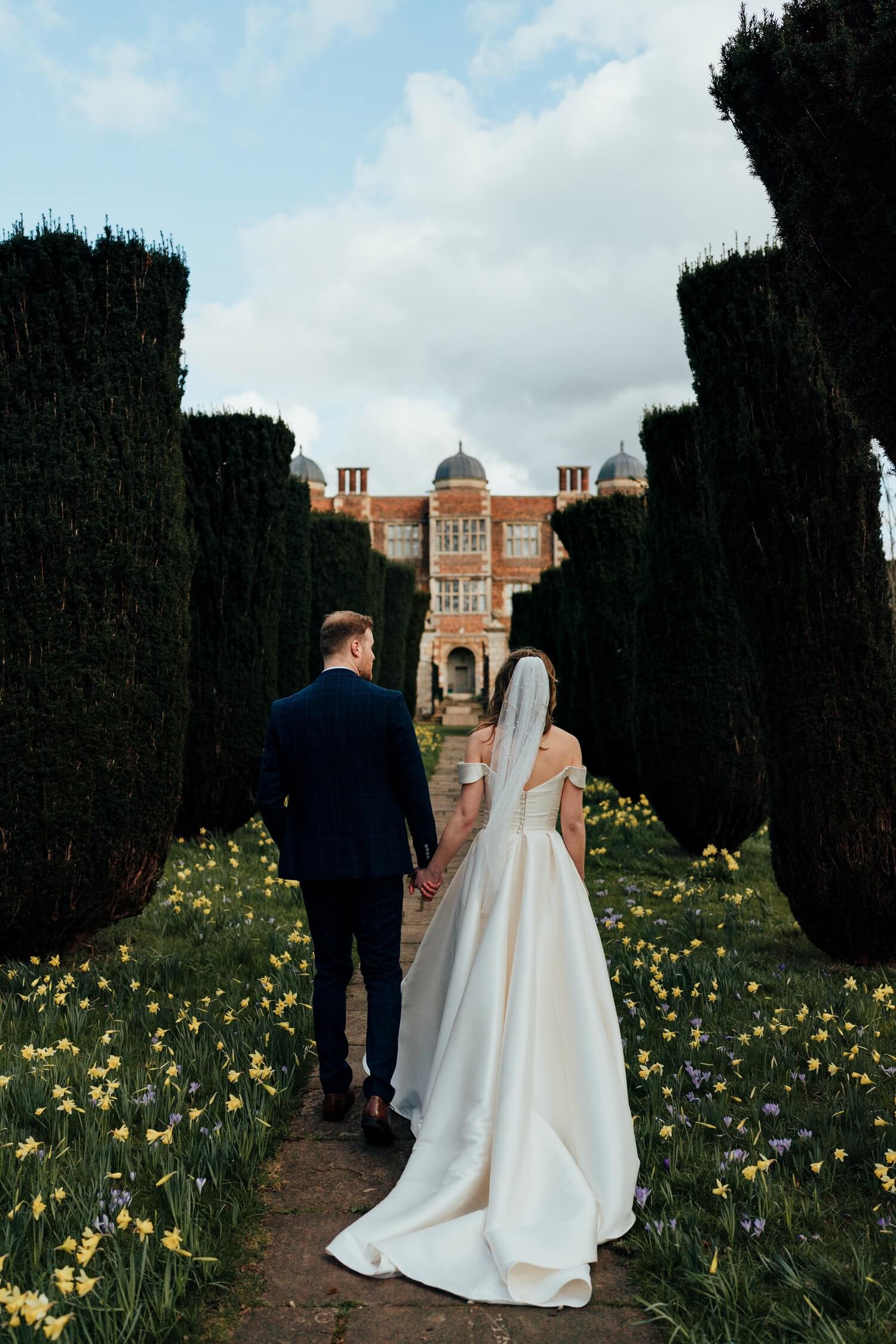 Doddington Hall wedding photo